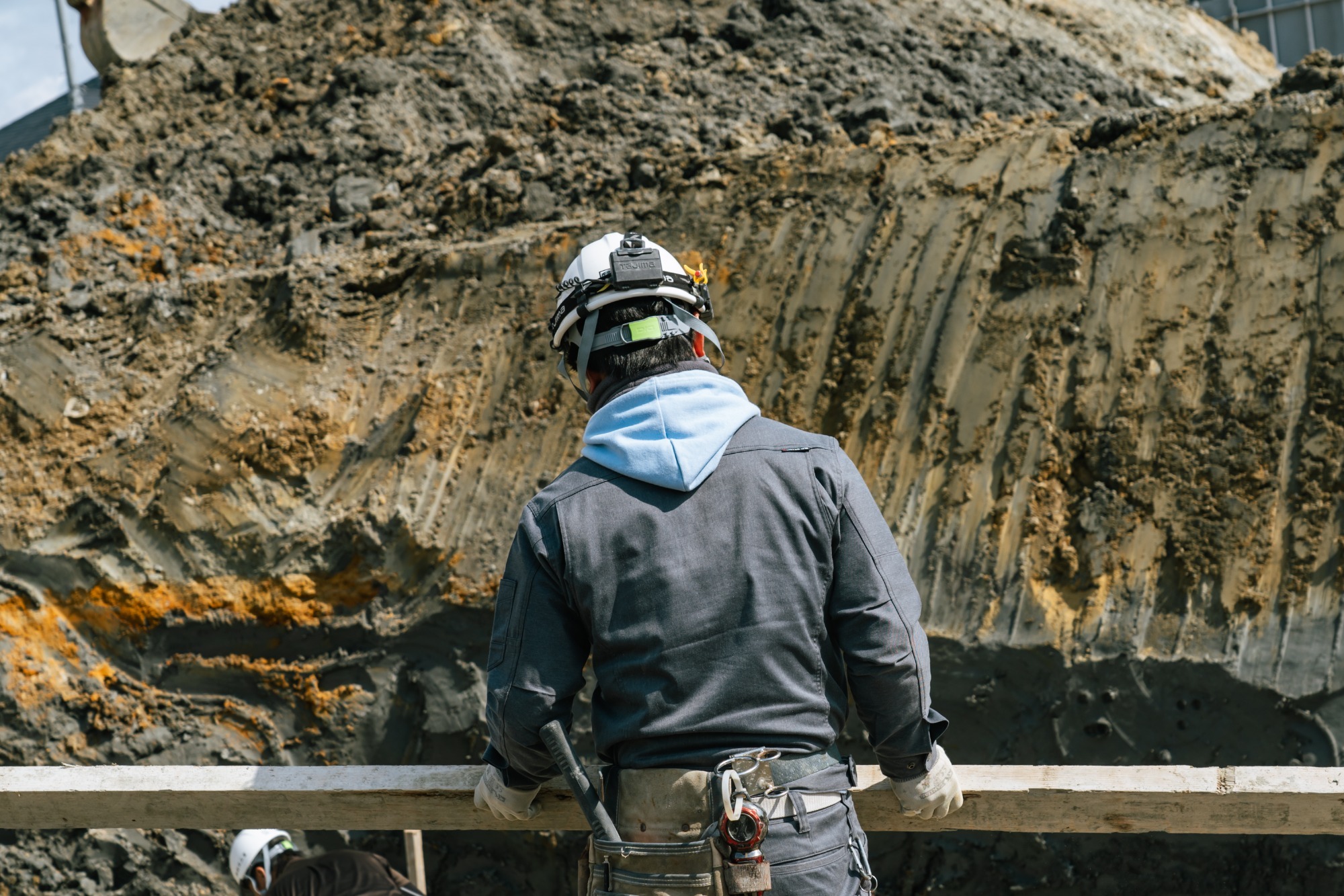 Building Communities Shaping Futures